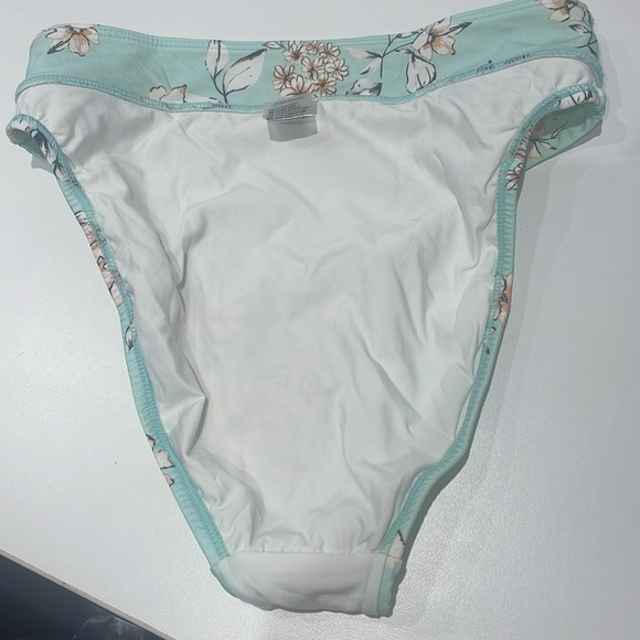 PQ Swim Pily Q high waisted bikini bottom. posies print - Picture 7 of 7